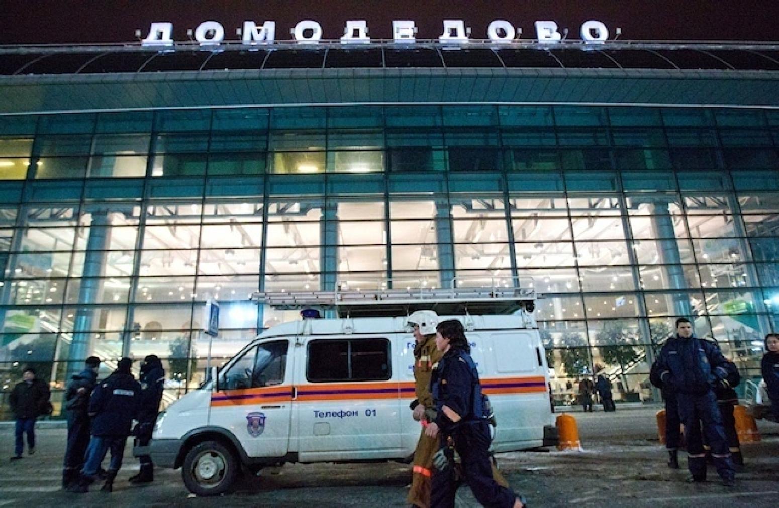 Что творится в домодедово сегодня. Теракт в аэропорту Домодедово 2011. Взрыв в аэропорту Домодедово 2011. Теракт в аэропорту Домодедово 24 января 2011 года.