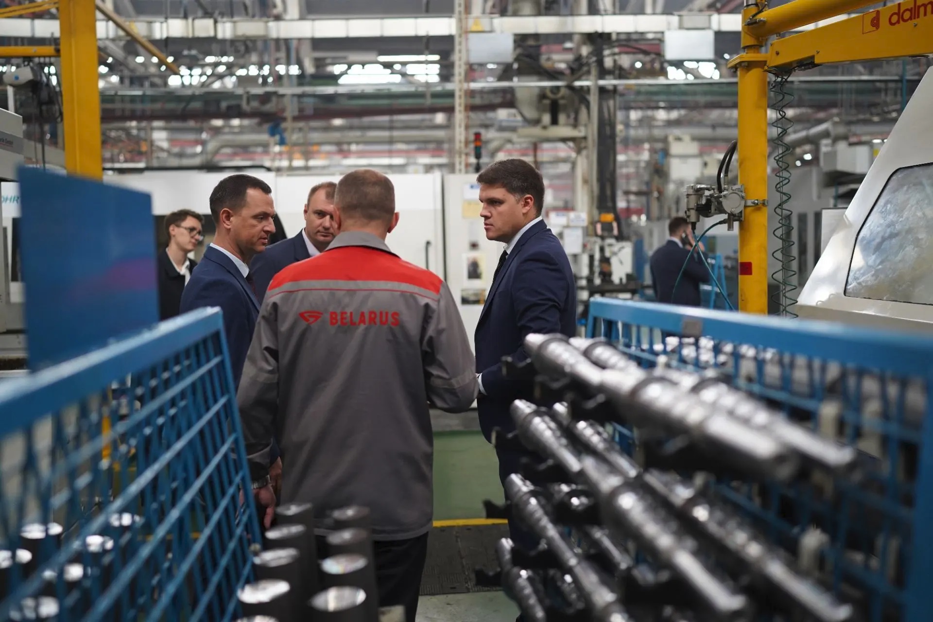 Два прототипа новых комбайнов собрали на заводе в Краснодарском крае