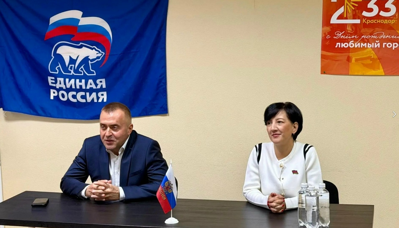 Объединяя усилия: депутаты ЗСК и гордумы начали совместную работу в округе